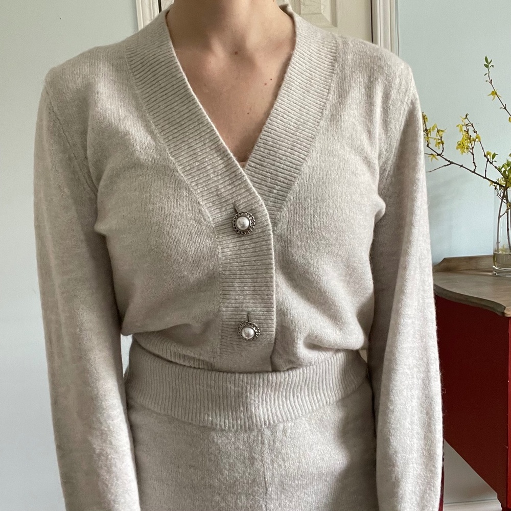 H&M Premium Knit Pearl Two Piece Loungewear Set (Top + Bottoms)
